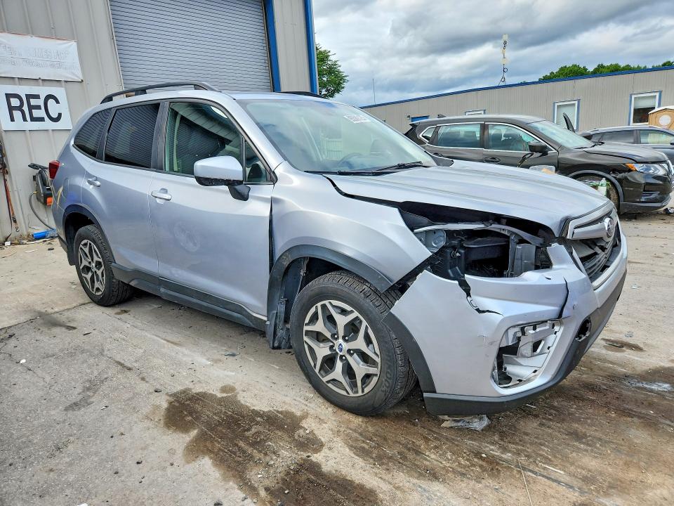 2020 Subaru Forester VIN JF2SKAJC4LH422149 COPART salvage auction — FRONT END, Pa - Certificate Of Salvage, sold $2,600 on 2026-07-15 (photo 4)