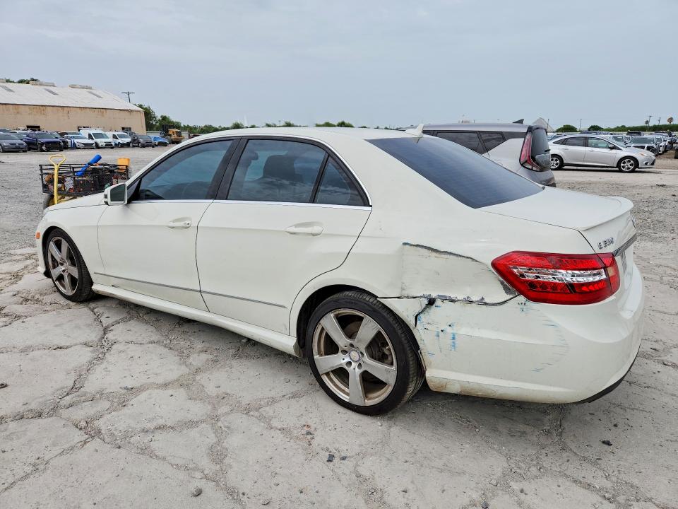 2011 Mercedes-benz E-klasse VIN WDDHF5GB2BA464724 COPART salvage auction — REAR END, TX - CERTIFICATE OF TITLE, sold $525 on 2026-07-28 (photo 2)