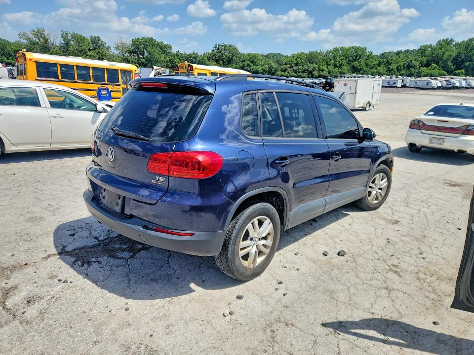2016 Volkswagen Tiguan VIN WVGBV7AX2GW576299 COPART salvage auction — MECHANICAL, KS - DEALER ONLY CLEAN TITLE, sold $90 on 2026-07-28 (photo 3)