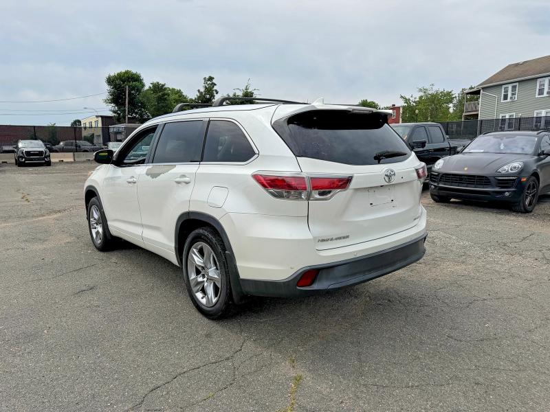 2015 Toyota Highlander VIN 5TDYKRFH2FS110262 COPART salvage auction — MINOR DENT/SCRATCHES, MA - CERTIFICATE OF TITLE (P), sold $9,600 on 2026-07-21 (photo 3)