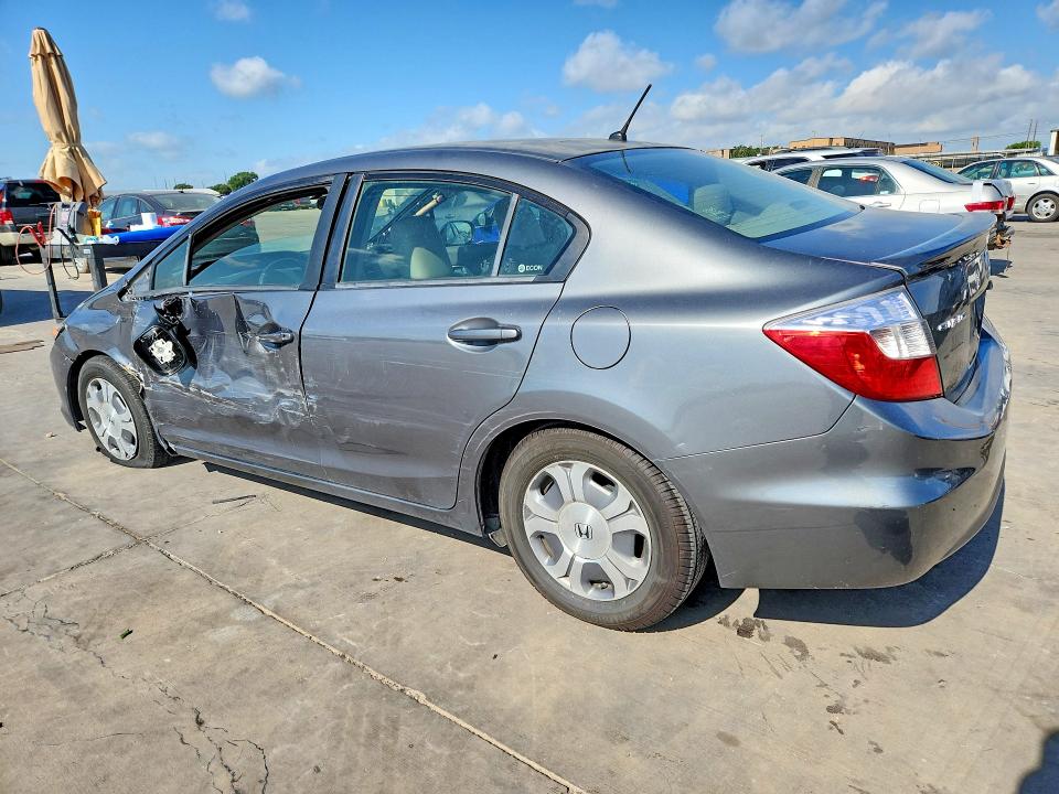 2012 Honda Civic VIN JHMFB4F33CS008212 COPART salvage auction — SIDE, Tx - Salvage Vehicle Title, sold $700 on 2026-07-09 (photo 2)