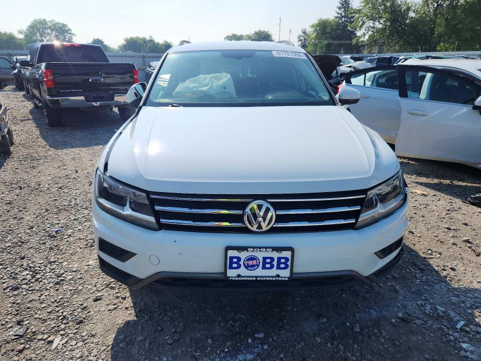 2020 Volkswagen Tiguan VIN 3VV3B7AX6LM040744 COPART salvage auction — FRONT END, OH - CERT OF TITLE-REPOSSESSION (P), sold $3,850 on 2026-08-28 (photo 5)