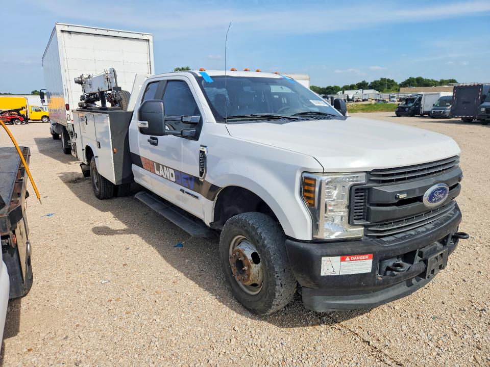2019 Ford F-350 VIN 1FD8X3HT6KEG56140 COPART salvage auction — FRONT END, Tx - Certificate Of Title, sold $13,000 on 2026-09-08 (photo 4)