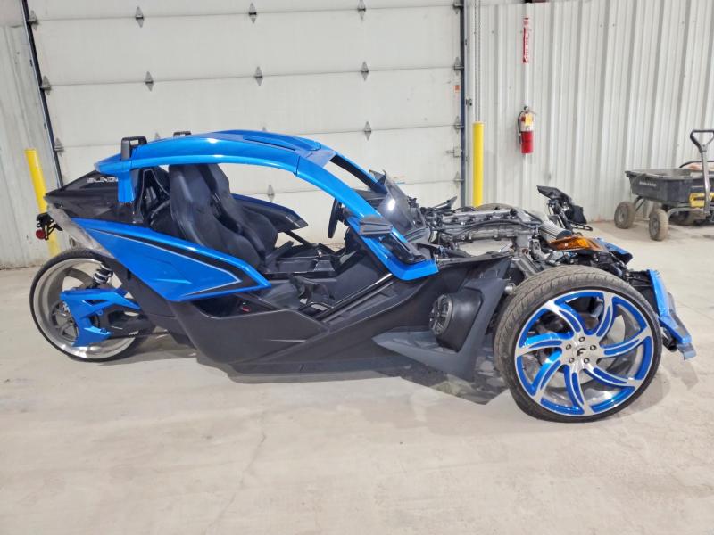 2018 Polaris Slingshot VIN 57XAARFA2J8125968 COPART salvage auction — FRONT END, Oh - Cert Of Title-Salvage, sold $5,800 on 2026-08-22 (photo 1)