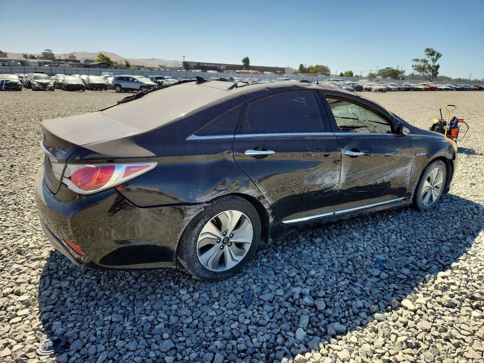 2014 Hyundai Sonata VIN KMHEC4A48EA106988 COPART salvage auction — ROLLOVER, Ca - Salvage Certificate, sold $275 on 2026-07-23 (photo 3)
