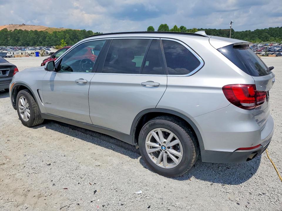 2015 BMW X5 VIN 5UXKR0C58F0P06968 COPART salvage auction — MINOR DENT/SCRATCHES, Mt - Certificate Of Title (P), sold $3,600 on 2026-07-27 (photo 2)