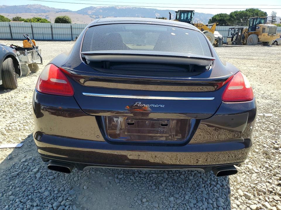 2013 Porsche Panamera VIN WP0AA2A79DL015125 COPART salvage auction — MECHANICAL, Salvage Title, sold $2,050 on 2026-07-28 (photo 6)