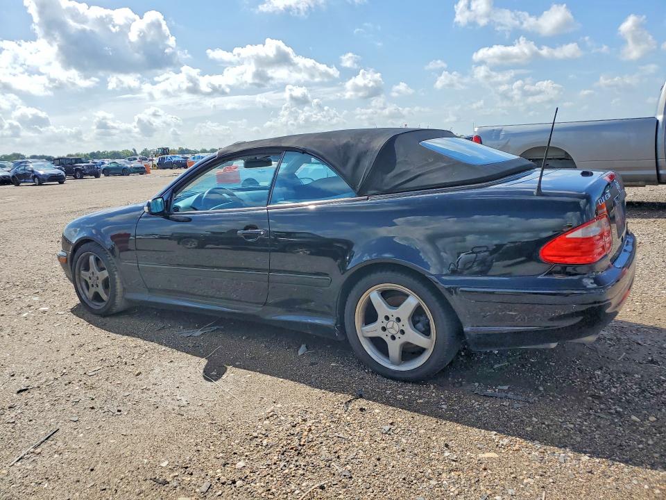 2003 Mercedes-benz Clk-class VIN WDBLK70G03T143688 COPART salvage auction — MINOR DENT/SCRATCHES, TX - CERTIFICATE OF TITLE, sold $400 on 2026-07-13 (photo 2)