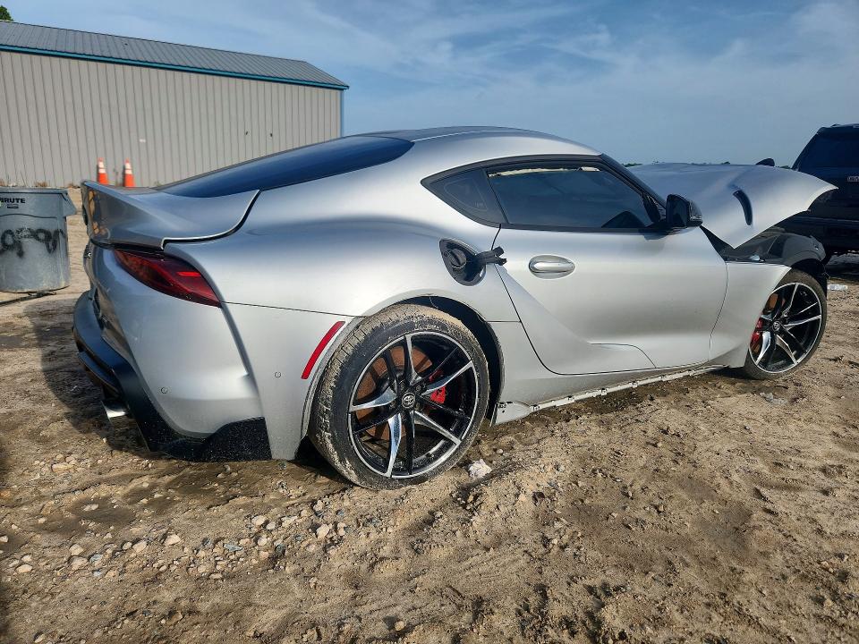 2021 Toyota Supra VIN WZ1DB0C02MW038616 COPART salvage auction — FRONT END, Fl - Certificate Of Title, sold $9,200 on 2026-07-24 (photo 3)