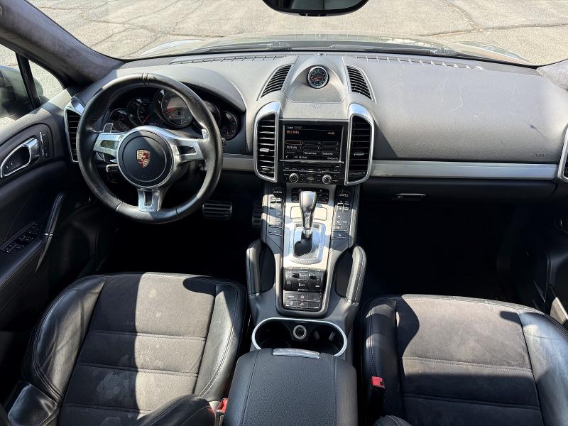 2013 Porsche Cayenne VIN WP1AD2A20DLA78351 COPART salvage auction — NORMAL WEAR, Ma - Certificate Of Title (P), sold $5,200 on 2026-08-06 (photo 9)