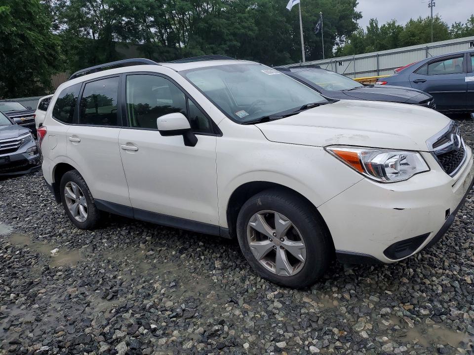 2016 Subaru Forester VIN JF2SJADCXGH427442 COPART salvage auction — FRONT END, MA - CERTIFICATE OF TITLE, sold $825 on 2026-08-01 (photo 4)