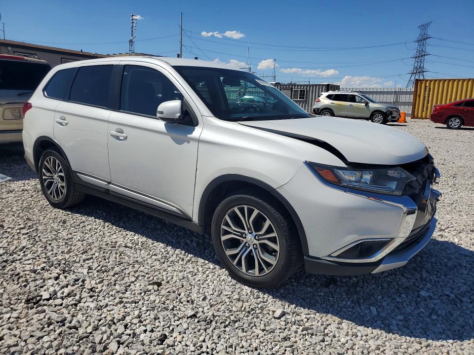 2016 Mitsubishi VIN JA4AD3A36GZ040117 COPART salvage auction — FRONT END, Nv - Salvage Title, sold $1,650 on 2026-07-27 (photo 4)