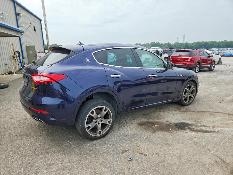 2017 Maserati Levante VIN ZN661XUL2HX263371 COPART salvage auction — NORMAL WEAR, Mo - Salvage Certificate Of Title, sold $1,850 on 2026-08-13 (photo 3)