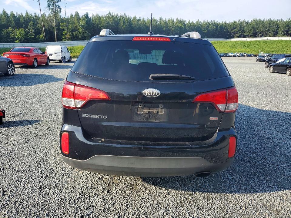 2014 Kia Sorento VIN 5XYKTCA64EG476497 COPART salvage auction — SIDE, Nc - Dealer Only Clean Title, sold $950 on 2026-07-24 (photo 6)
