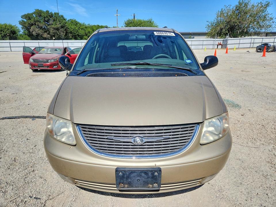 2001 Chrysler Town & country VIN 2C8GP54L11R238019 COPART salvage auction — REAR END, Tx - Salvage Vehicle Title, sold $10 on 2026-07-30 (photo 5)