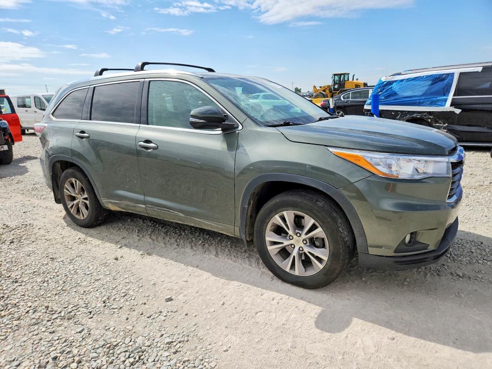 2015 Toyota Highlander VIN 5TDJKRFH7FS152587 COPART salvage auction — SIDE, Co - Dis/Dlr/Exp Only Clean Title, sold $275 on 2026-07-28 (photo 4)