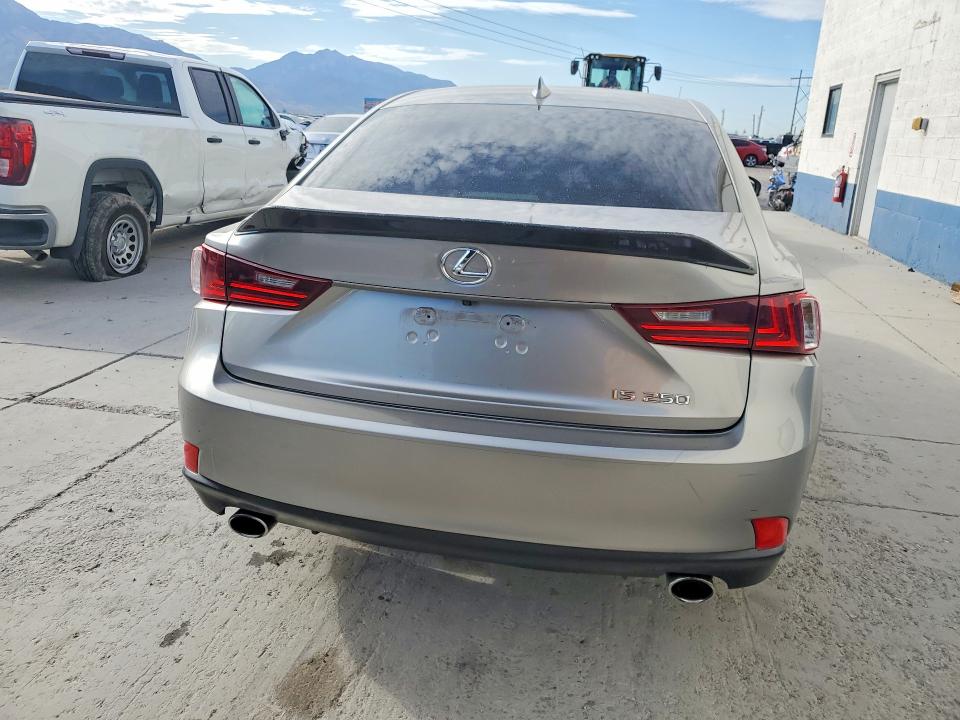 2014 Lexus Is 250 VIN JTHBF1D27E5011160 COPART salvage auction — INTERIOR BURN, Ut - Salvage Certificate, sold $2,950 on 2026-08-31 (photo 6)