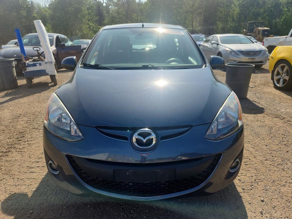 2011 Mazda 2 VIN JM1DE1HY3B0110725 COPART salvage auction — REAR END, On - Permit Salvage, sold $675 on 2026-07-30 (photo 5)