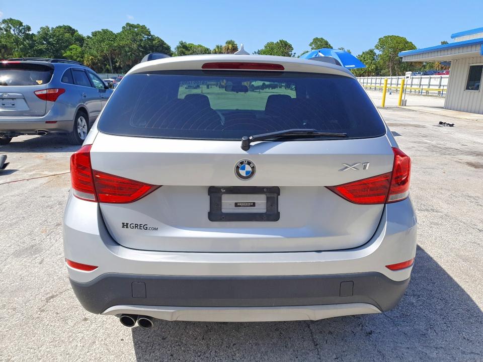 2015 BMW X1 VIN WBAVM1C54FV316422 COPART salvage auction — MINOR DENT/SCRATCHES, Fl - Certificate Of Title (P), sold $125 on 2026-07-29 (photo 6)