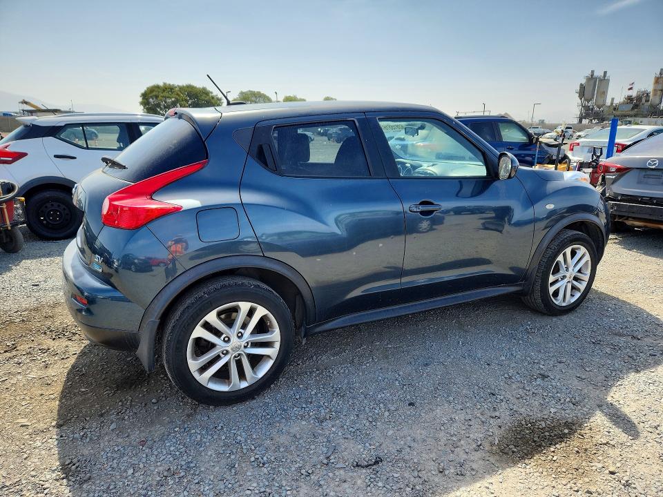 2014 Nissan Juke VIN JN8AF5MRXET354157 COPART salvage auction — MECHANICAL, Ca - Dis/Dlr/Exp Only Clean Title, sold $300 on 2026-07-31 (photo 3)