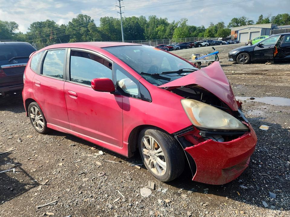 2009 Honda Fit VIN JHMGE884X9S019449 COPART salvage auction — FRONT END, Md - Cert Of Salvage > 75% Damage, sold $200 on 2026-07-28 (photo 4)