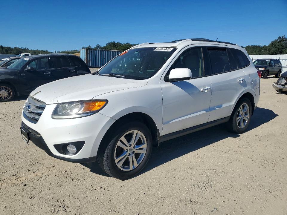 2012 Hyundai Santa fe VIN 5XYZKDAG2CG157564 COPART salvage auction — MINOR DENT/SCRATCHES, Ny - Dis/Dlr/Exp Clean Title, sold $750 on 2026-07-31 (photo 1)