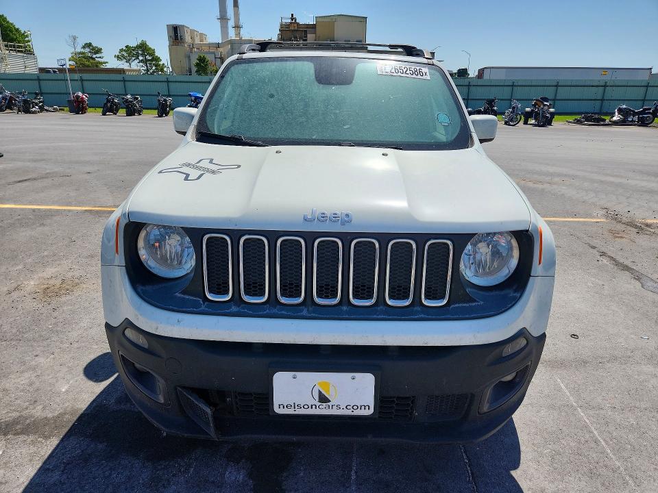 2018 Jeep Renegade VIN ZACCJBBB0JPG82555 COPART salvage auction — MINOR DENT/SCRATCHES, OK - CERTIFICATE OF TITLE, sold $4,000 on 2026-08-05 (photo 5)