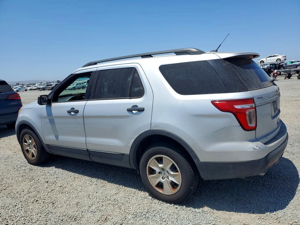2014 Ford Explorer VIN 1FM5K7B87EGB82348 COPART salvage auction — MINOR DENT/SCRATCHES, Ca - Dis/Dlr/Exp Only Clean Title, sold $1,050 on 2026-07-31 (photo 2)