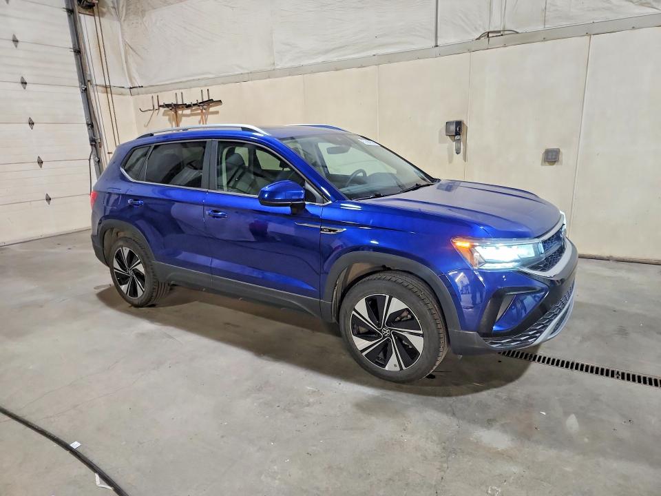 2024 Volkswagen Taos VIN 3VVVX7B23RM065431 COPART salvage auction — NORMAL WEAR, AK - CERTIFICATE OF VEHICLE TITLE, sold $9,400 on 2026-08-11 (photo 4)