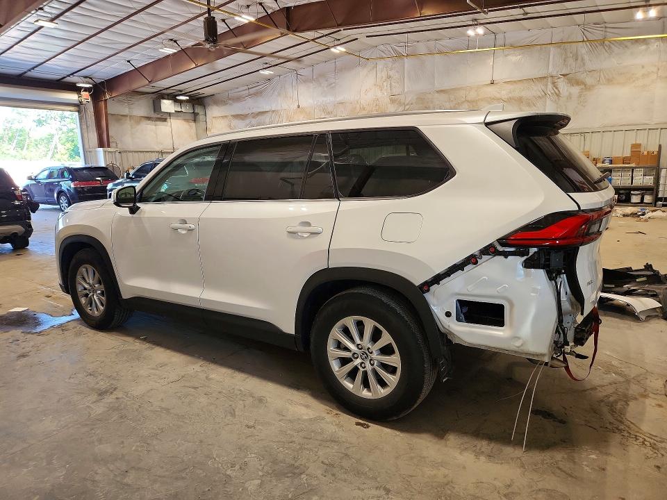 2024 Toyota Highlander VIN 5TDAAAB51RS047810 COPART salvage auction — REAR END, Wi - Cert Of Title-Claim Paid, sold $25,250 on 2026-07-22 (photo 2)