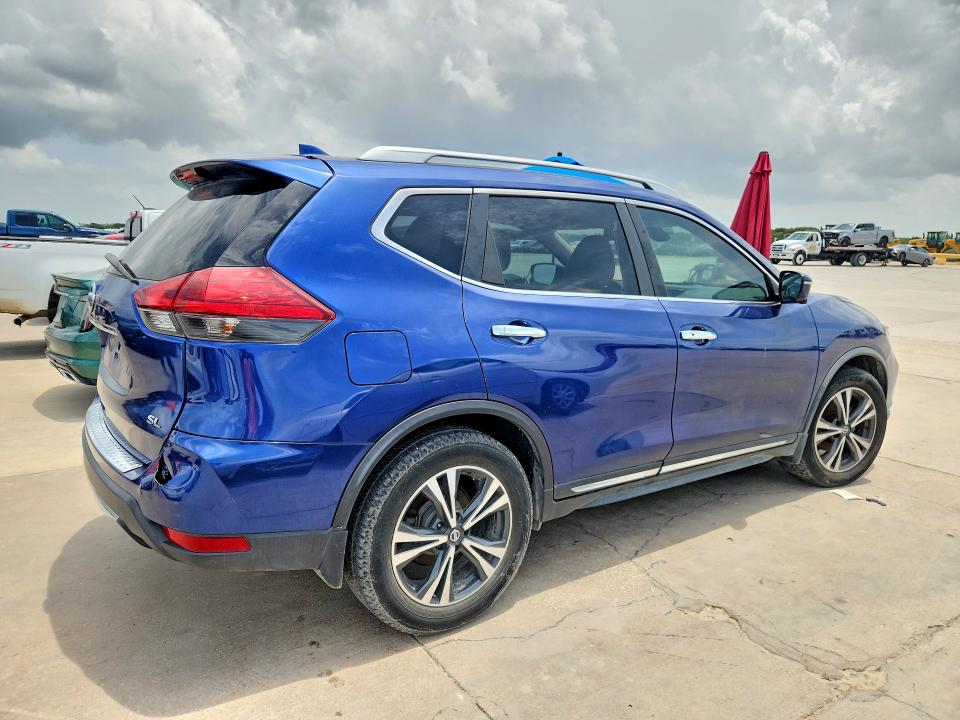 2017 Nissan Rogue VIN JN8AT2MT5HW140697 COPART salvage auction — FRONT END, TX - CERTIFICATE OF TITLE (P), sold $1,750 on 2026-07-29 (photo 3)