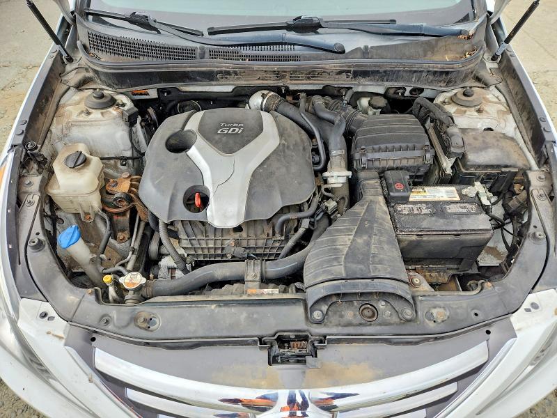 2014 Hyundai Sonata VIN 5NPEC4AB5EH848695 COPART salvage auction — MINOR DENT/SCRATCHES, Ut - Dis/Dlr/Exp Only Clean Title, sold $1,400 on 2026-07-27 (photo 2)