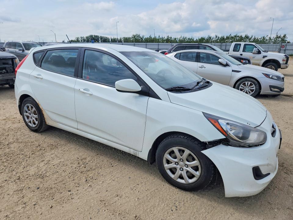 2012 Hyundai Accent VIN KMHCT5AE1CU014624 COPART salvage auction — SIDE, Ab - Bos - Salvage, sold $825 on 2026-07-16 (photo 4)