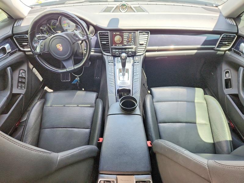 2015 Porsche Panamera VIN WP0AD2A77FL040731 COPART salvage auction — NORMAL WEAR, CA - DIS/DLR/EXP ONLY CLEAN TITLE, sold $4,100 on 2026-07-31 (photo 8)