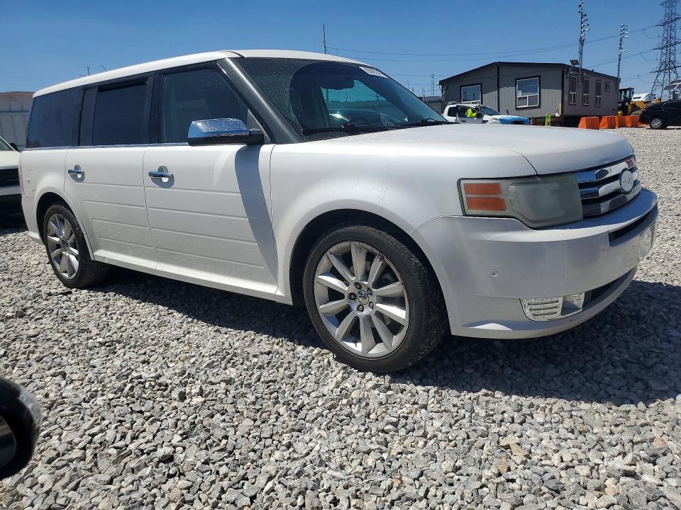 2011 Ford Flex VIN 2FMHK6DT5BBD10100 COPART salvage auction — MINOR DENT/SCRATCHES, Ut - Certificate Of Title, sold $725 on 2026-07-08 (photo 4)
