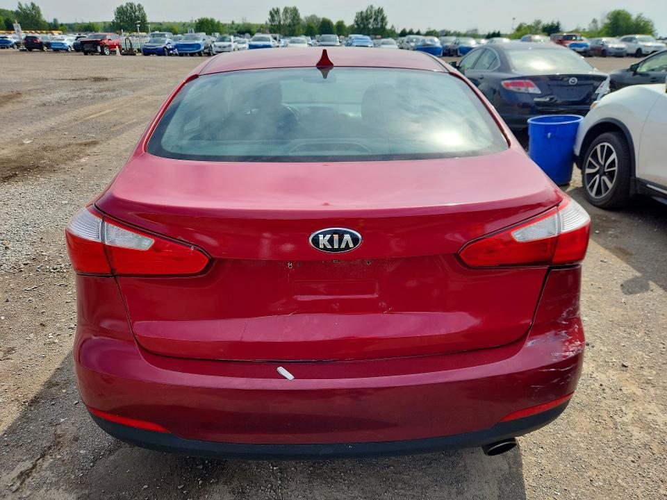 2015 Kia Forte VIN KNAFX4A88F5433737 COPART salvage auction — REAR END, ON - PERMIT NO BRAND - UNFIT, sold $275 on 2026-07-23 (photo 6)