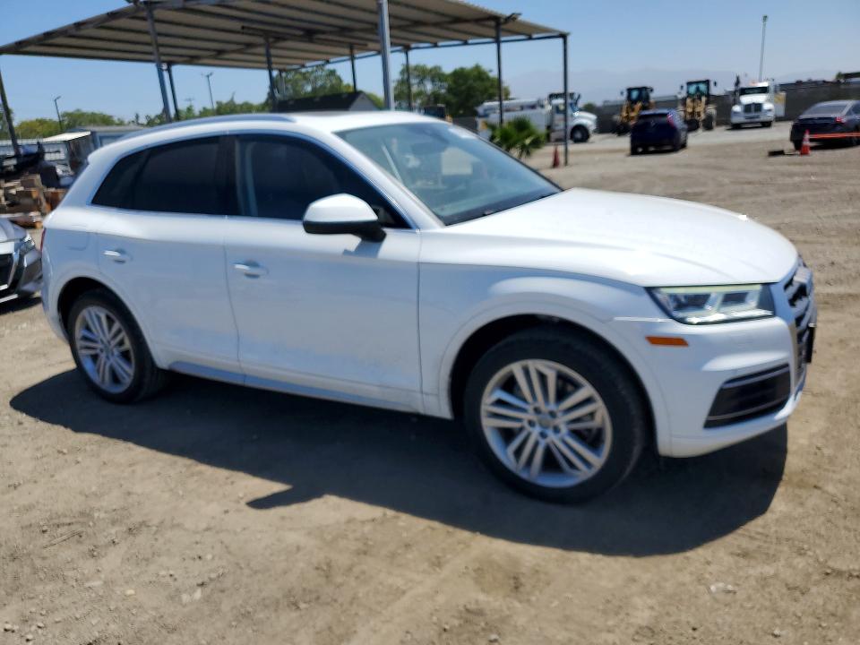 2018 Audi Q5 VIN WA1BNAFY5J2247379 COPART salvage auction — MINOR DENT/SCRATCHES, Ca - Dis/Dlr/Exp Only Clean Title, sold $10,100 on 2026-07-31 (photo 4)