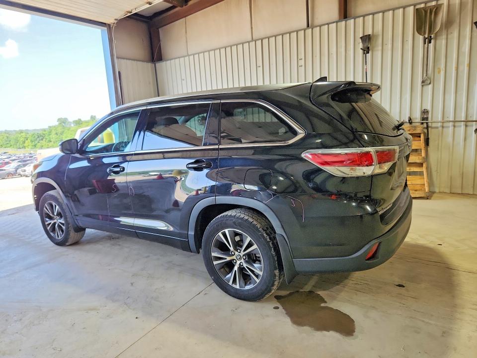 2015 Toyota VIN 5TDJKRFH1FS146610 COPART salvage auction — FRONT END, Pa - Certificate Of Salvage, sold $8,100 on 2026-07-10 (photo 2)