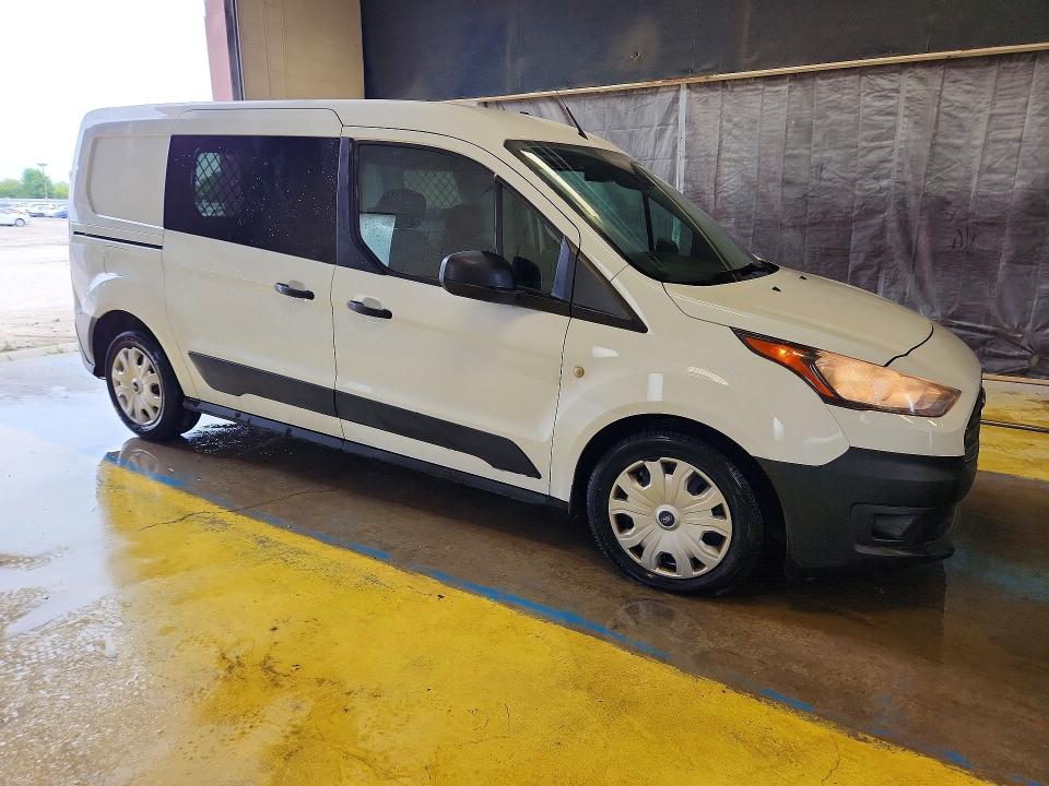 2020 Ford Transit connect VIN NM0LS7E25L1462589 COPART salvage auction — NORMAL WEAR, In - Certificate Of Title, sold $5,300 on 2026-07-21 (photo 4)