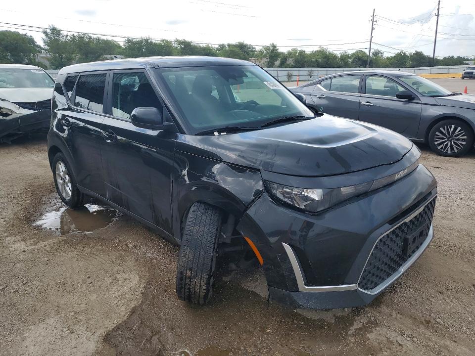 2023 Kia Soul VIN KNDJ23AU6P7868748 COPART salvage auction — FRONT END, FL - CERTIFICATE OF TITLE, sold $3,600 on 2026-07-20 (photo 4)