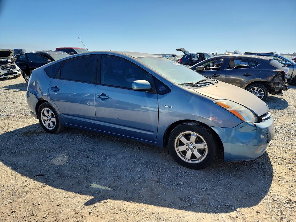 2008 Toyota Prius VIN JTDKB20U187745294 COPART salvage auction — FRONT END, CA - DIS/DLR/EXP ONLY CLEAN TITLE, sold $600 on 2026-07-31 (photo 4)