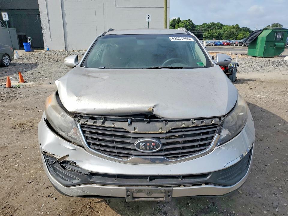 2012 Kia Sportage VIN KNDPB3A22C7322175 COPART salvage auction — FRONT END, VA - CERT OF TITLE - SALVAGE, sold $250 on 2026-07-29 (photo 5)