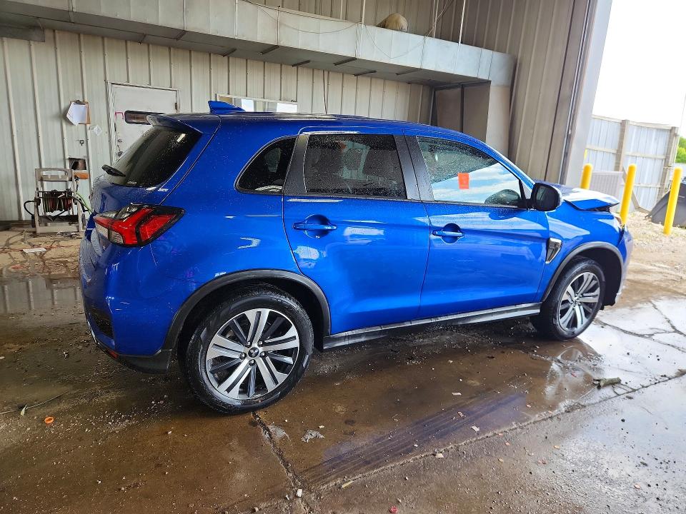 2025 Mitsubishi Outlander sport VIN JA4ARUAUXSU011807 COPART salvage auction — FRONT END, MN - CERT OF TITLE-SALVAGE (P), sold $4,100 on 2026-07-13 (photo 3)