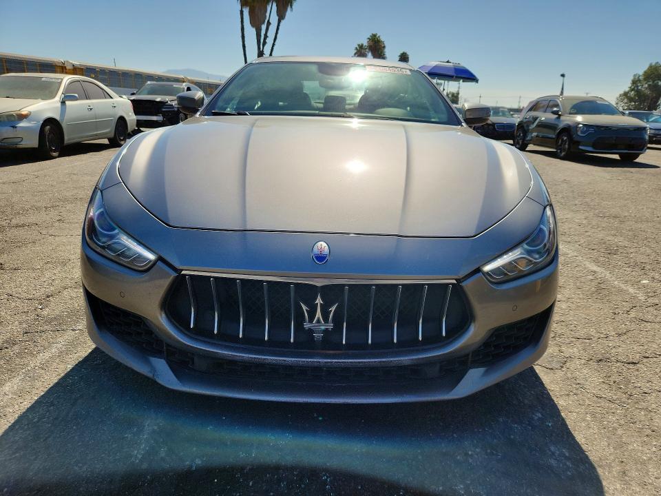 2018 Maserati Ghibli VIN ZAM57YTA8J1286322 COPART salvage auction — MINOR DENT/SCRATCHES, Ca - Dis/Dlr/Exp Only Clean Title, sold $1,350 on 2026-07-28 (photo 5)