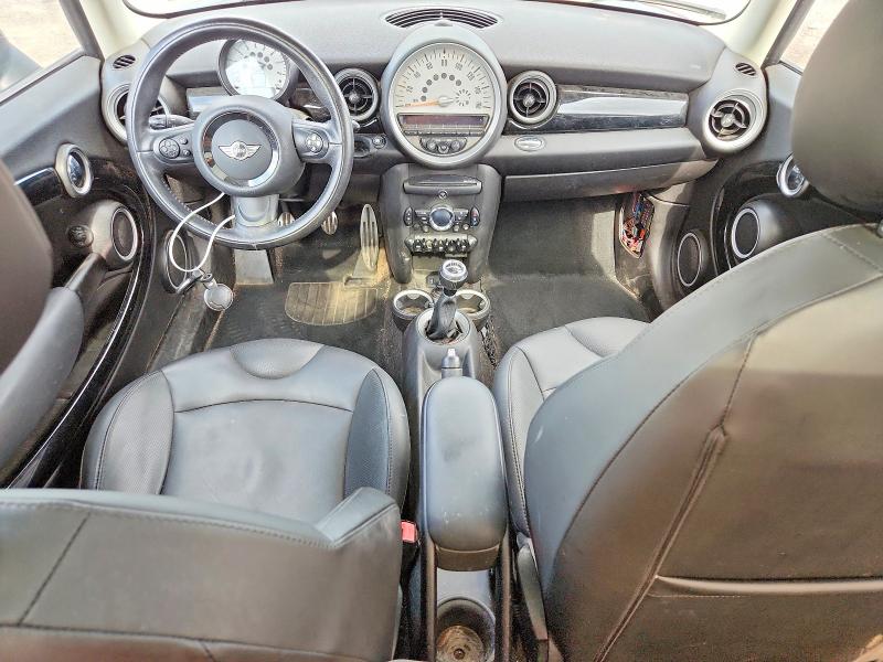 2014 Mini Cooper VIN WMWZG3C54ETY33458 COPART salvage auction — REAR END, WI - CERTIFICATE OF TITLE, sold $200 on 2026-07-28 (photo 8)