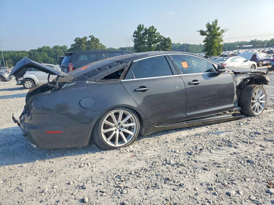 2011 Jaguar Xf VIN SAJWA1CB0BLV21345 COPART salvage auction — FRONT END, Ky - Dealer Only Salvage Title (P), sold $275 on 2026-07-22 (photo 3)