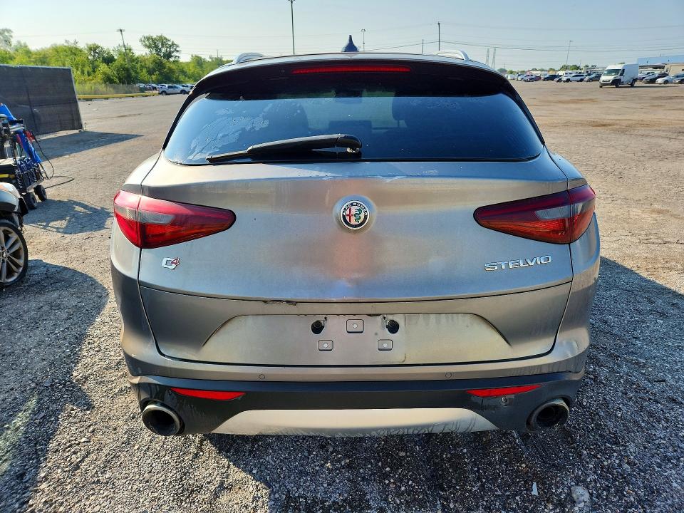 2018 Alfa romeo Stelvio VIN ZASFAKBNXJ7B71902 COPART salvage auction — FRONT END, Wv - Certificate Of Title, sold $4,400 on 2026-08-07 (photo 6)