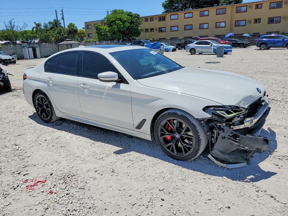 2022 BMW 5er VIN WBA53BJ04NWX54446 COPART salvage auction — FRONT END, Fl - Cert Of Title Slvg Rebuildable, sold $23,600 on 2026-08-18 (photo 4)