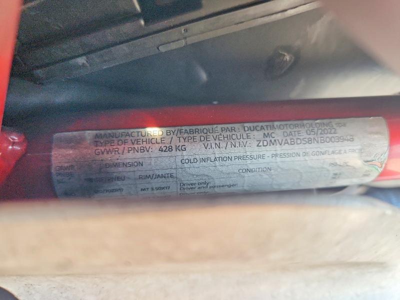 2022 Ducati Supersport VIN ZDMVABDS8NB003948 COPART salvage auction — BURN, On - Permit No Brand - Unfit, sold $6,200 on 2026-08-04 (photo 9)