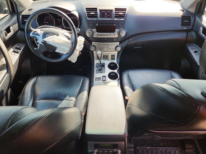 2013 Toyota Highlander VIN 5TDBK3EHXDS240050 COPART salvage auction — FRONT END, ON - PERMIT NO BRAND - UNFIT, sold $875 on 2026-07-21 (photo 8)